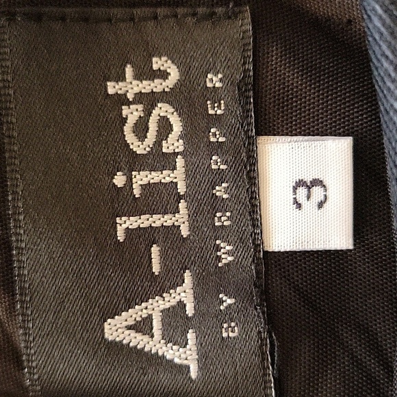 A-List size 3 black retro style mini dress - Picture 3 of 5